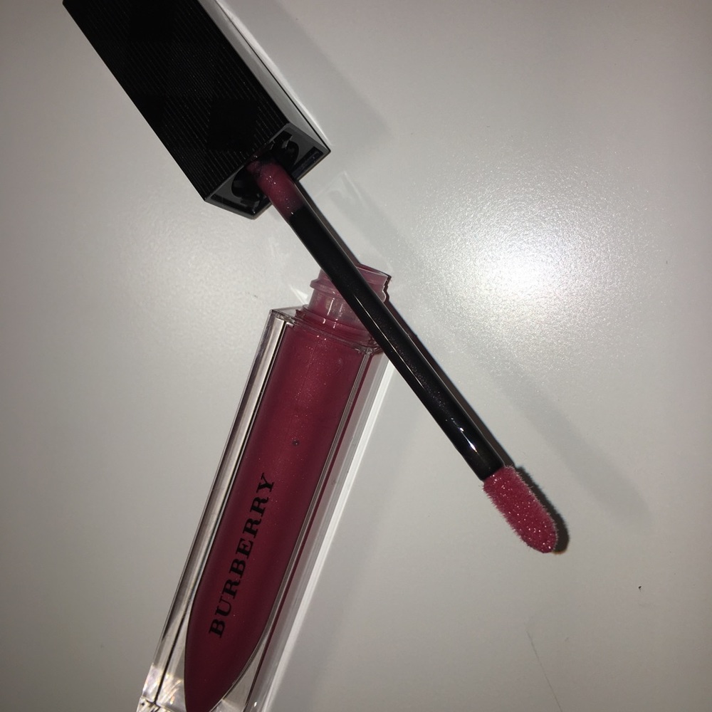 Burberry - Lip Glow (blush - NO. 04)